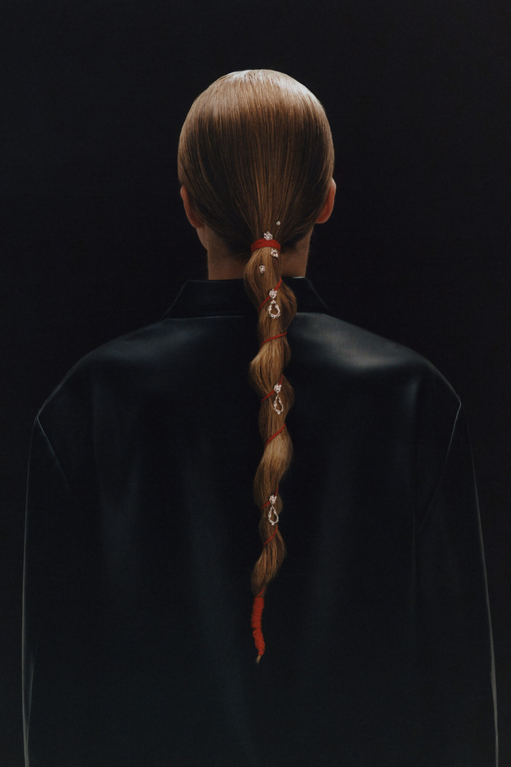 IGNA - autorska biżuteria artystyczna Mokave - lookbook 10